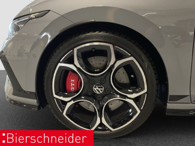 Volkswagen Golf 2.0 TSI DSG GTI