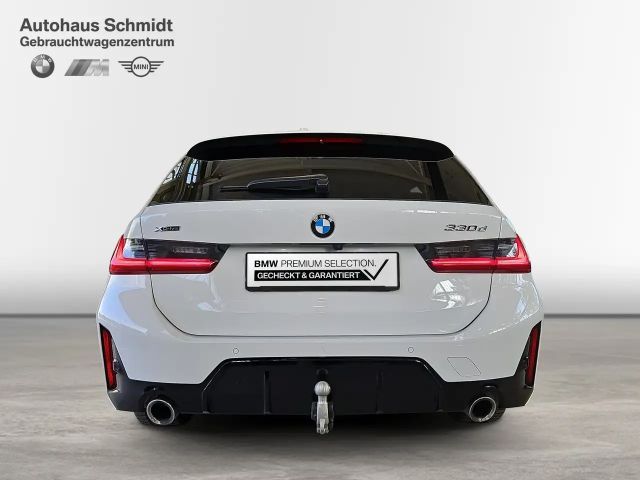 BMW 330 330d M-Sport Touring xDrive