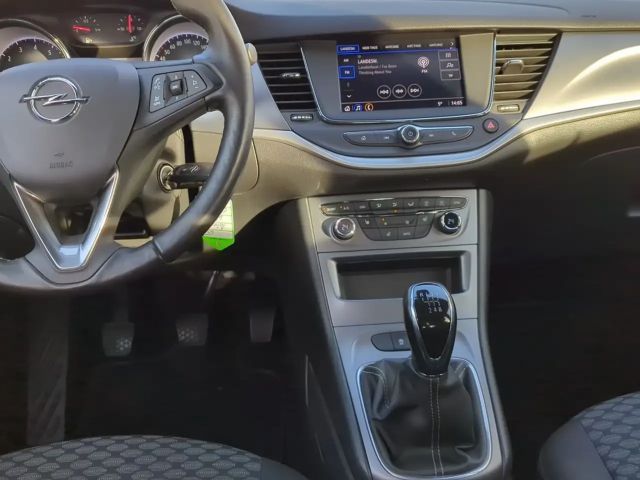 Opel Astra 1.2 Turbo Edition Turbo