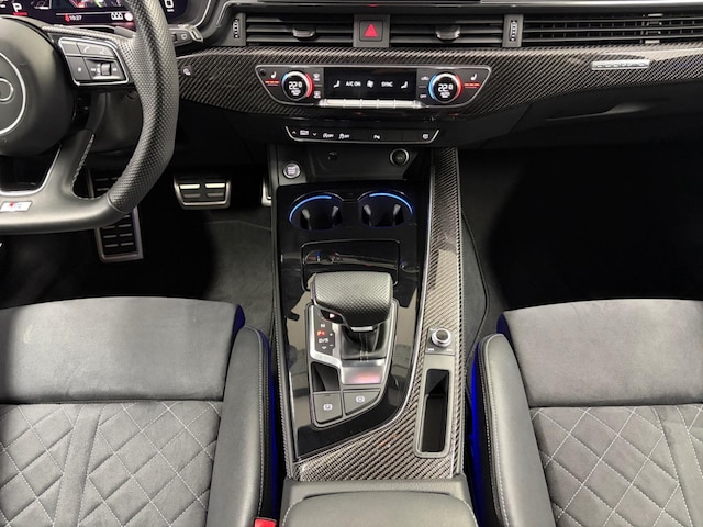 Audi A4 40 TFSI Avant Quattro S-Line S-Tronic