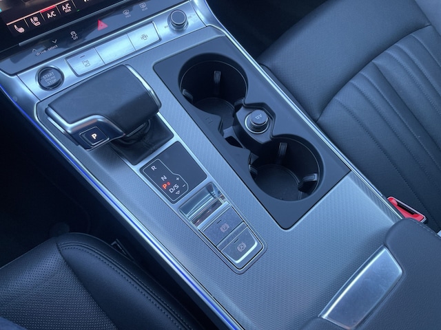 Audi A6 40 TDI Avant S-Tronic