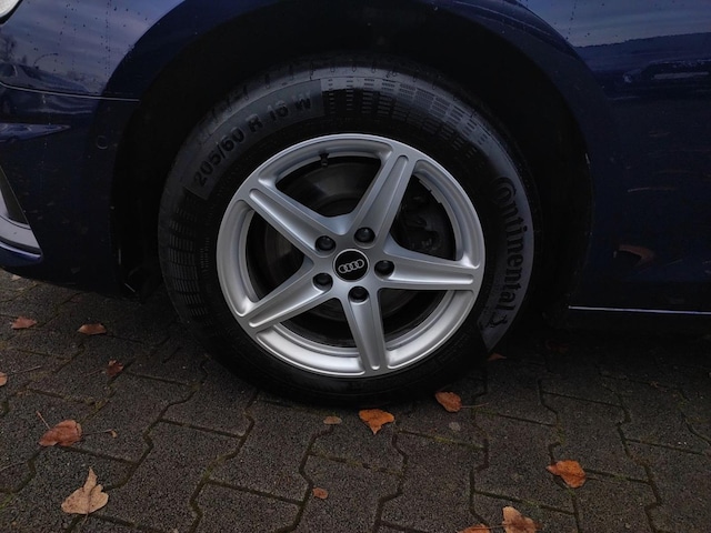 Audi A4 35 TFSI Avant S-Tronic