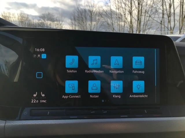 Volkswagen Golf 1.5 TSI Golf VIII Move