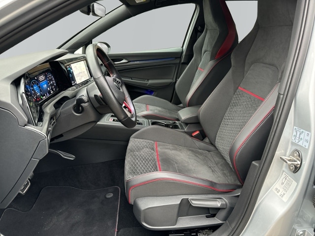 Volkswagen Golf 2.0 TSI DSG Golf VIII