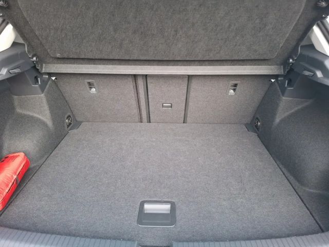 Volkswagen T-Roc TSI Goal LED Navi AID ACC Park-Assist SH 17"