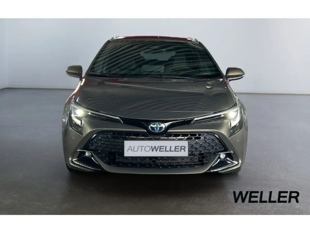 Toyota Corolla Hybride Team D