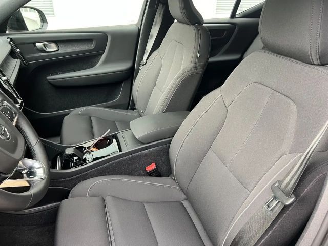 Volvo XC40 Core Recharge