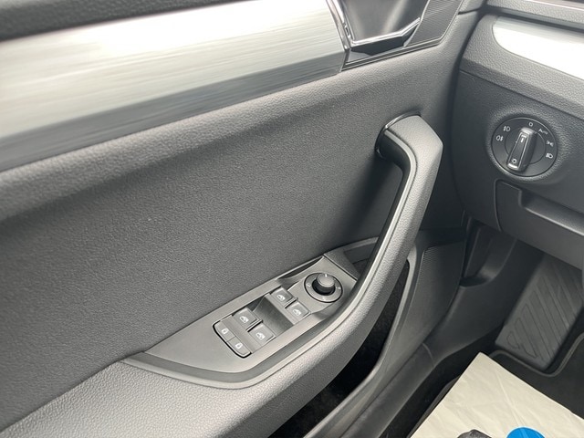 Skoda Superb 2.0 TDI Ambition Combi