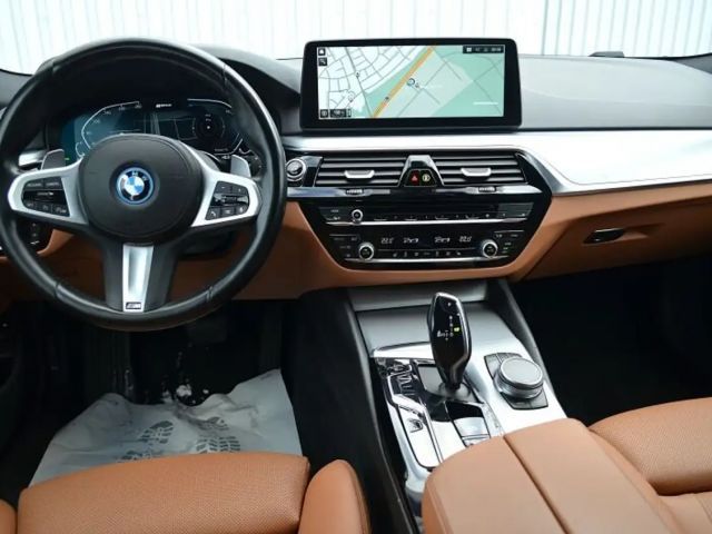 BMW 530 530e Touring