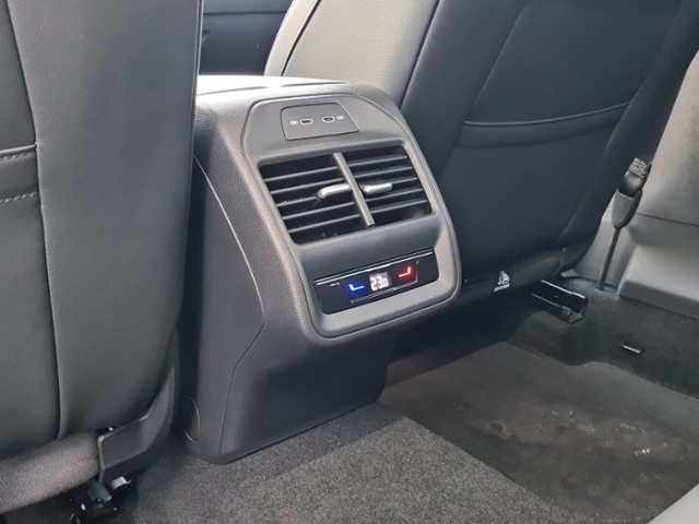 Volkswagen Passat 1.5 TSI Business DSG