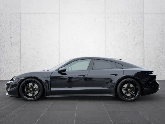 Porsche Taycan Turbo