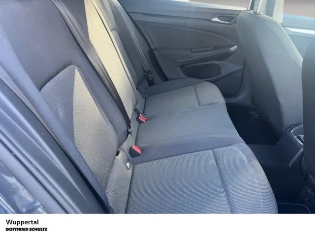 Volkswagen Golf 1.0 TSI