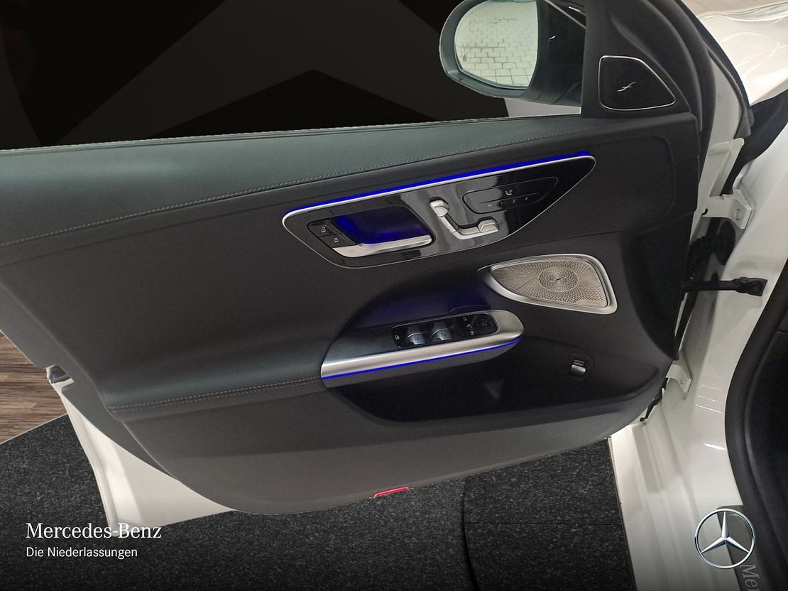 Mercedes-Benz C 300 Sedan