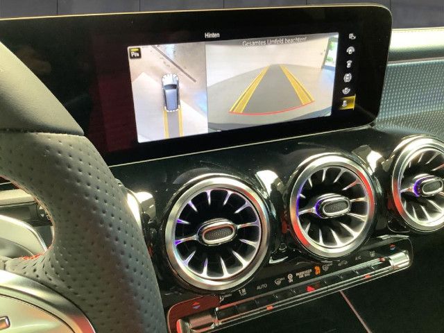 Mercedes-Benz EQB 300 4MATIC