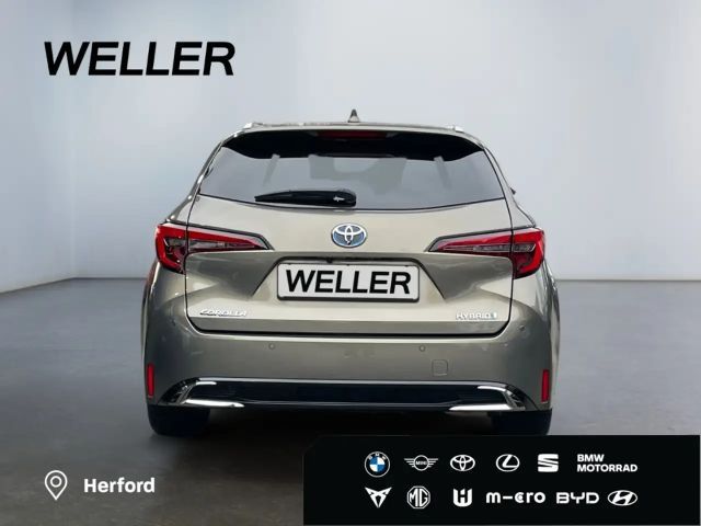 Toyota Corolla Hybride Team D