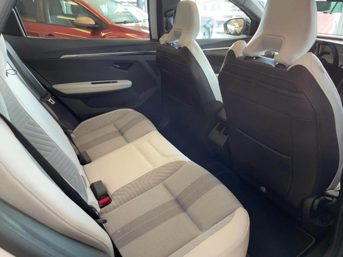 Renault Scenic E-Tech Iconic