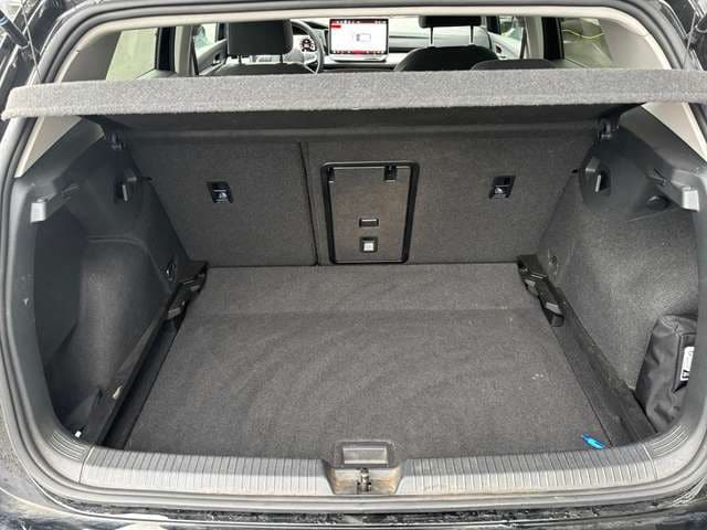 Volkswagen Golf Life Plus