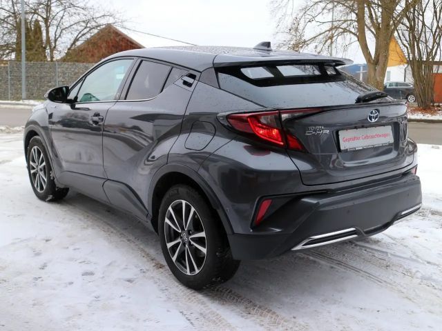 Toyota C-HR Hybride Team D