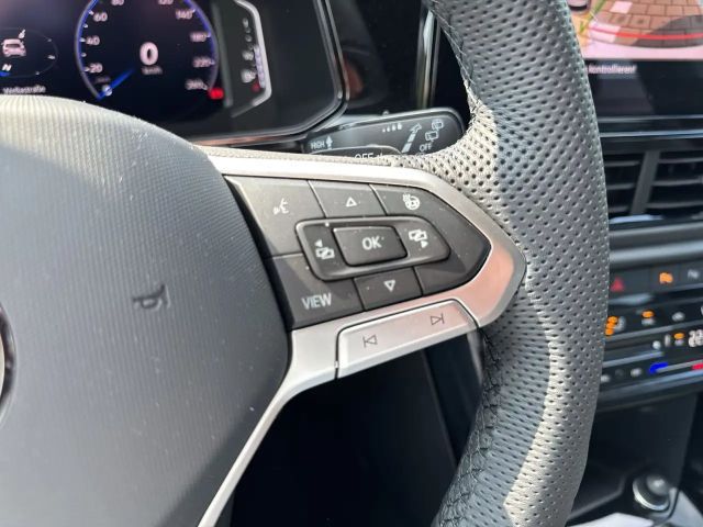 Volkswagen T-Roc 1.5 TSI DSG R-Line