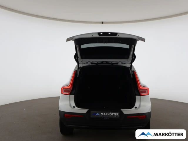 Volvo XC40 Dark Plus