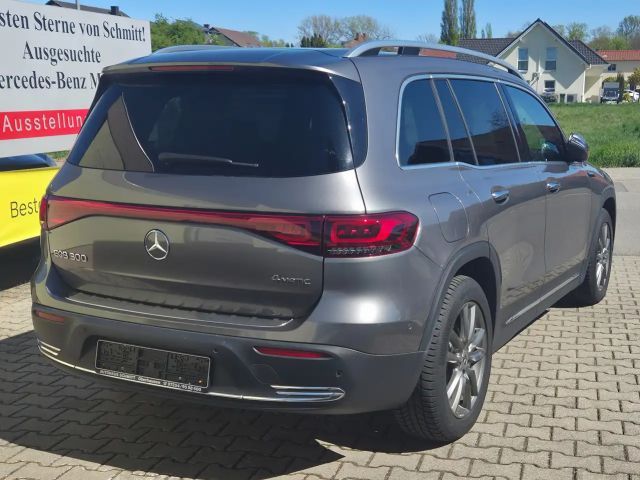 Mercedes-Benz EQB 300