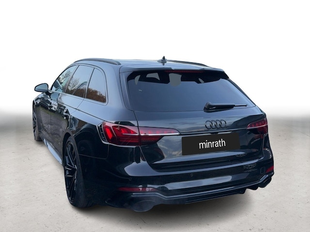 Audi RS4 Avant Quattro