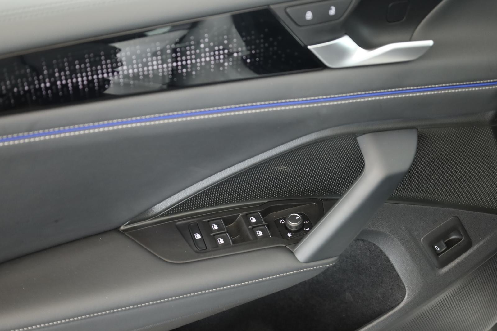 Volkswagen Tiguan 2.0 TSI DSG IQ.Drive R-Line