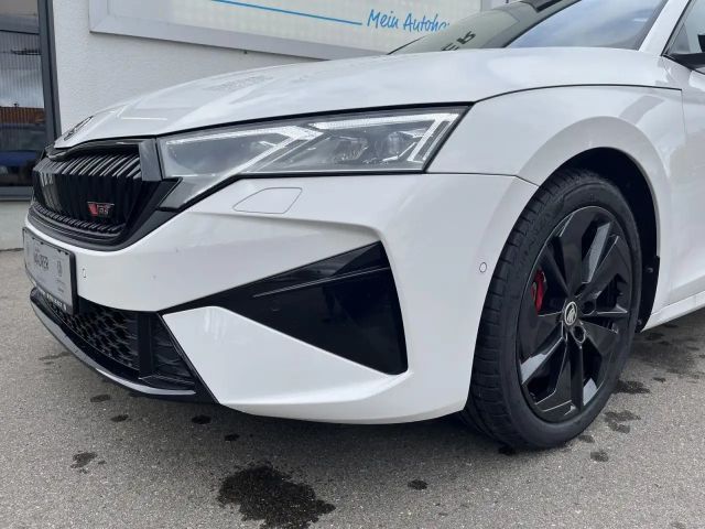 Skoda Octavia Combi RS