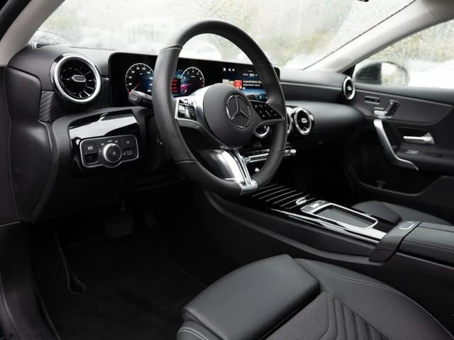 Mercedes-Benz A 180 Progressive