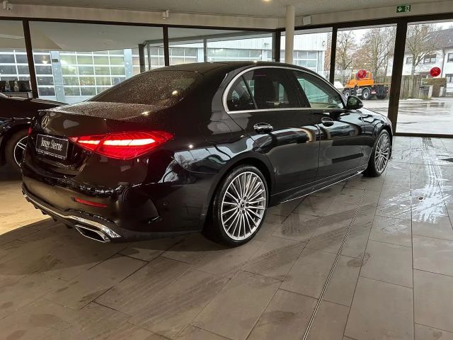 Mercedes-Benz C 200 AMG Line Sedan