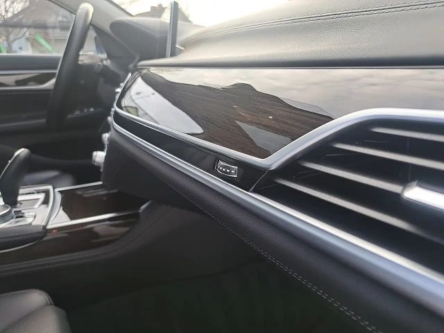 BMW 745 Sedan xDrive