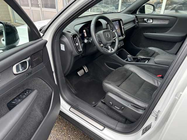 Volvo XC40 AWD Recharge Twin Engine