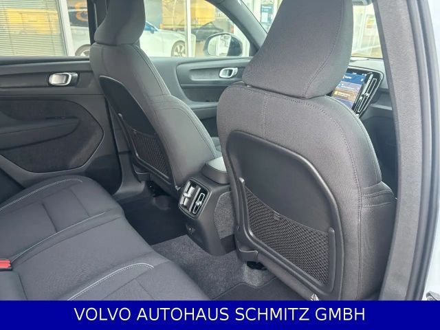 Volvo XC40 AWD Plus Recharge Twin Engine