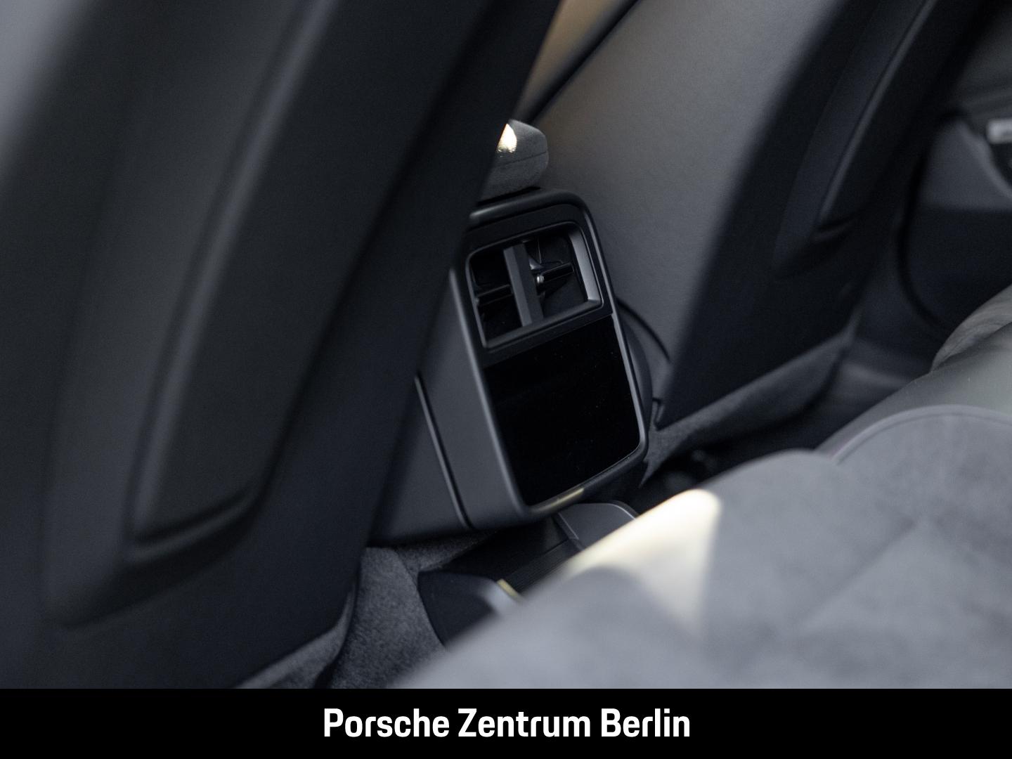 Porsche Taycan GTS Sport Turismo