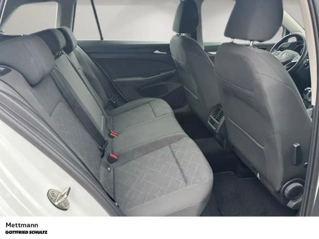 Volkswagen Golf 1.0 TSI Life e-Golf