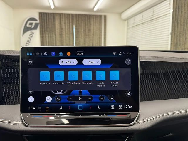 Volkswagen Passat ACT Business DSG Variant