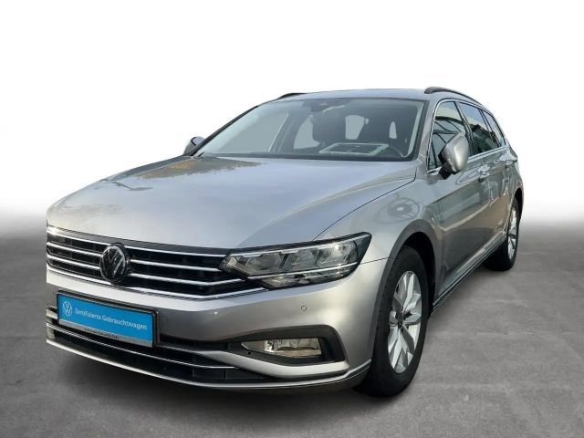 Volkswagen Passat 1.5 TSI Business DSG Variant