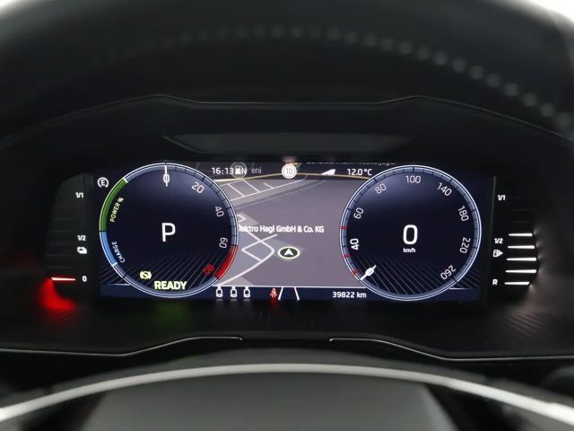 Skoda Superb Sportline iV