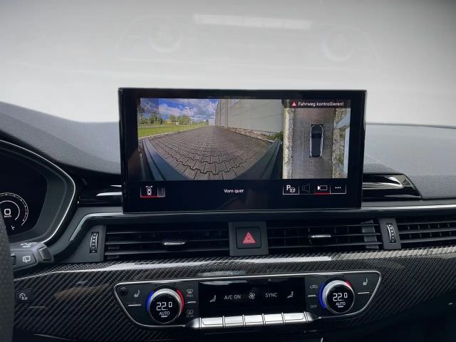 Audi RS4 Avant Quattro