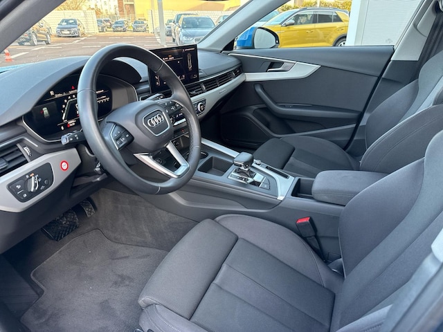 Audi A4 45 TFSI Avant Quattro S-Tronic