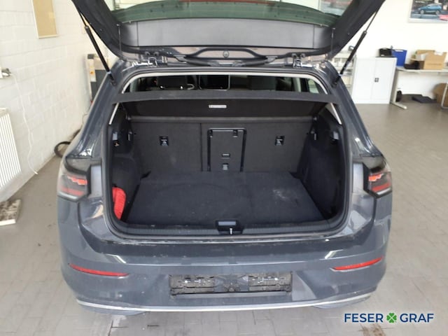 Volkswagen Golf 1.5 eTSI DSG Golf VIII Style