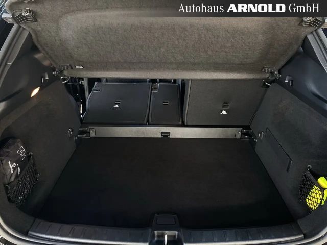 Mercedes-Benz GLA 200 Progressive