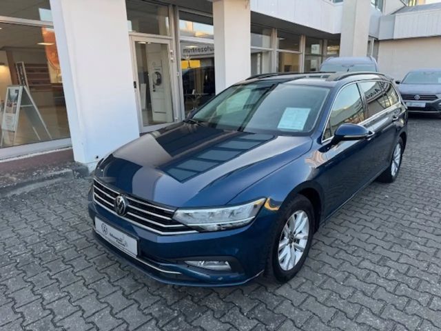 Volkswagen Passat 1.5 TSI Business DSG Variant