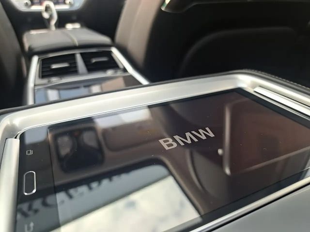 BMW 745 Sedan xDrive