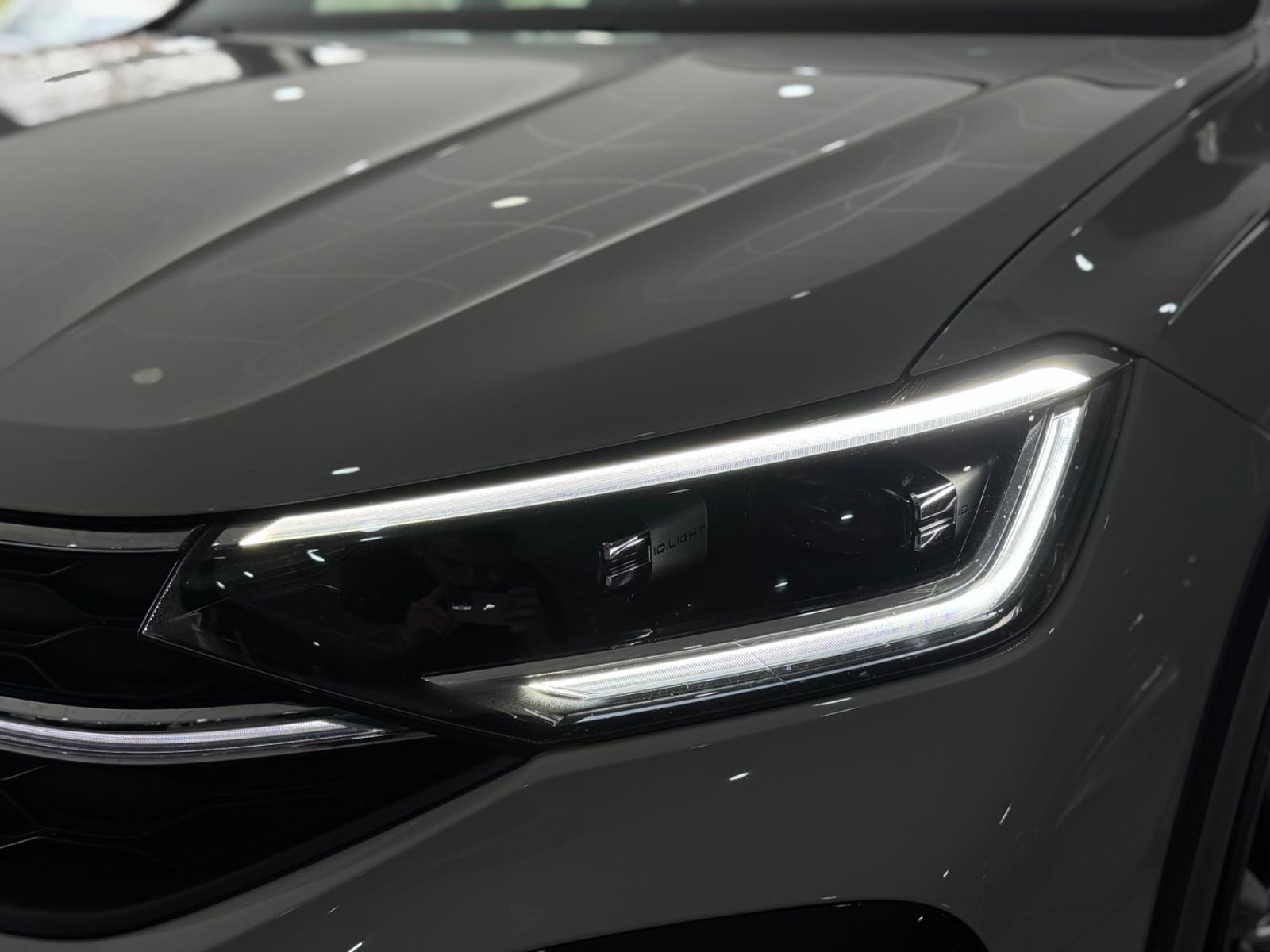 Volkswagen Taigo 1.5 TSI DSG IQ.Drive R-Line