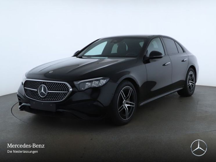 Mercedes-Benz E 220 AMG Line E 220 d Sedan