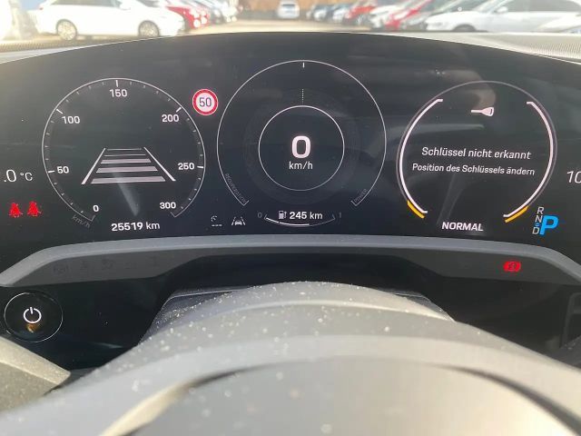 Porsche Taycan 71kWh