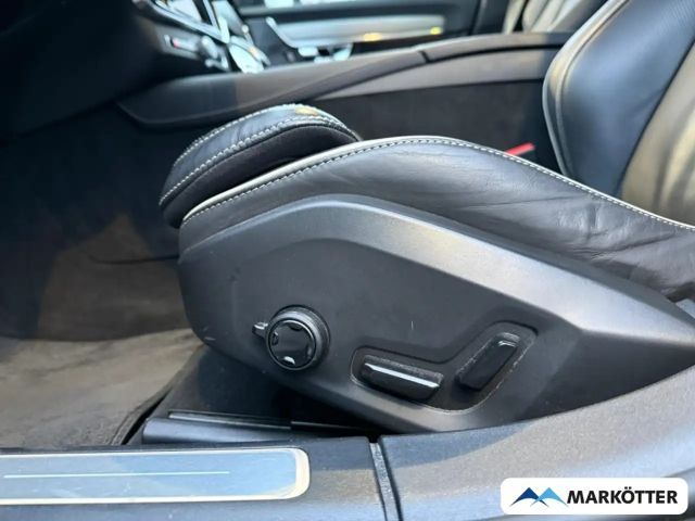 Volvo V90 AWD Dark Plus Recharge T6