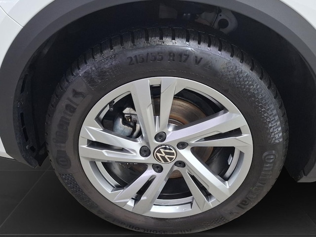 Volkswagen T-Roc 1.5 TSI DSG R-Line