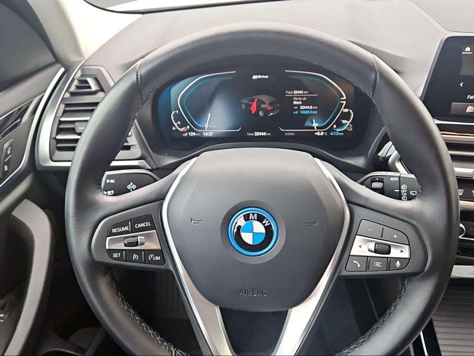 BMW X3 xDrive30e